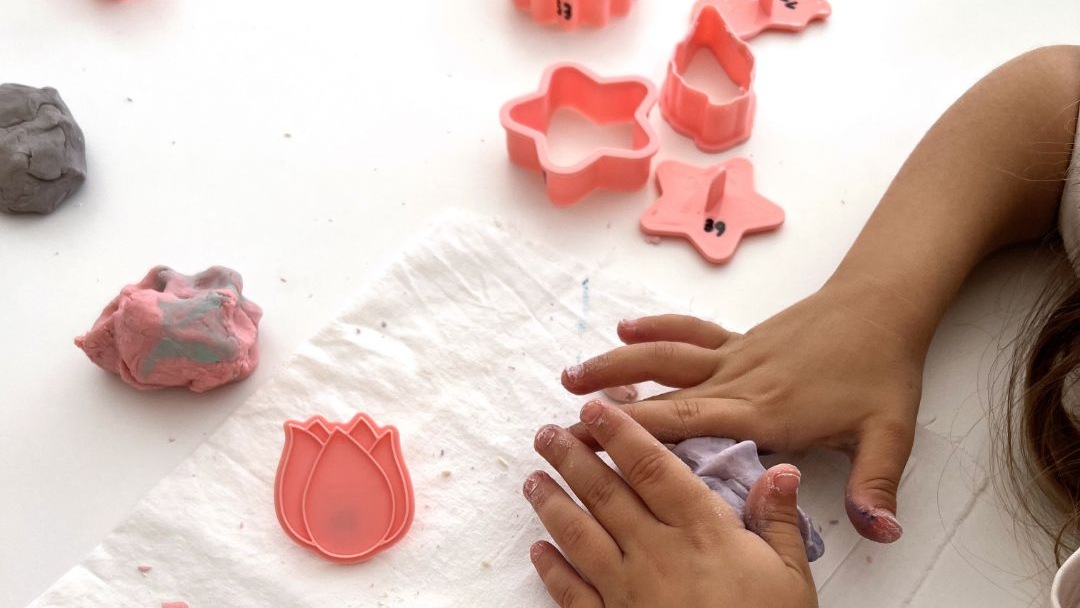 Laboratori de Creativitat i Joc (4 - 7 anys)